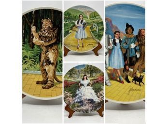 WIZARD OF OZ AND GONE WITH THE WIND COLLECTOR'S PLATES