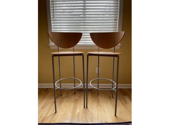 PAIR OF MODERNIST OFFICE BAR HEIGHT CHAIRS
