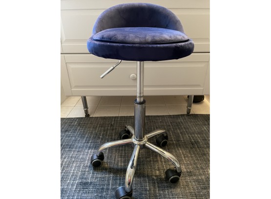 HEIGHT ADJUSTABLE ROLLING SWIVEL STOOL WITH BLUE FELT SEAT WITH BACK REST