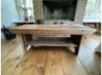 ANTIQUE RUSTIC COFFEE TABLE