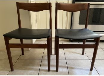 PAIR OF MCM SIDE CHAIRS