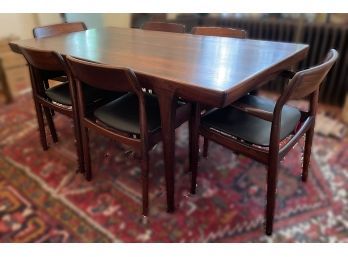 KOFOD-LARSEN DANISH MCM ROSEWOOD DINING TABLE WITH 6 CHAIRS