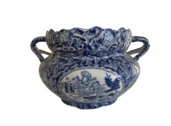 Blue And White Chinese Ceramic Pot