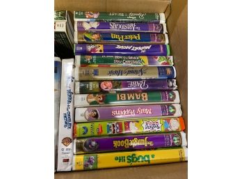 LARGE COLLECTION OF VINTAGE VHS MOVIES