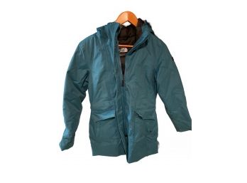 THE NORTH FACE WOMEN'S COAT WITH FUR HOOD