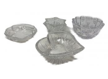 ASSORTED 4 PC COLLECTION OF GLASS DISHES