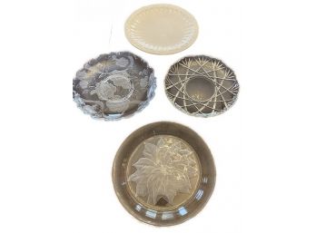 ASSORTED 4 PC COLLECTION OF SERVING DISHES