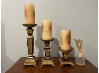 3 PC SET OF CANDLE HOLDERS AND DIFFUSER