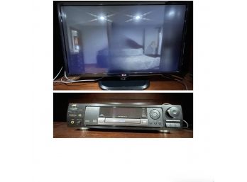 32' LED TV AND JVC DVD PLAYER
