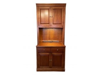 LIGHTED THOMASVILLE COMPUTER DESK WITH HUTCH