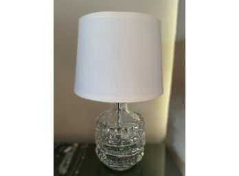 CLEAR GLASS TABLE LAMP WITH CREAM COLORED SHADE