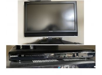 32' SONY LCD DIGITAL COLOR TV AND CD/DVD PLAYER