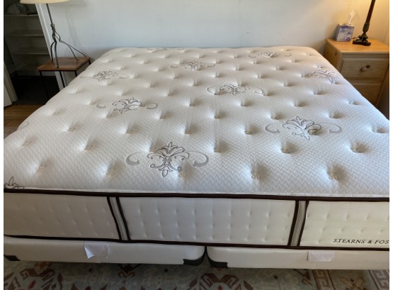 King Size Stearns & Foster Mattress & BoxSpring