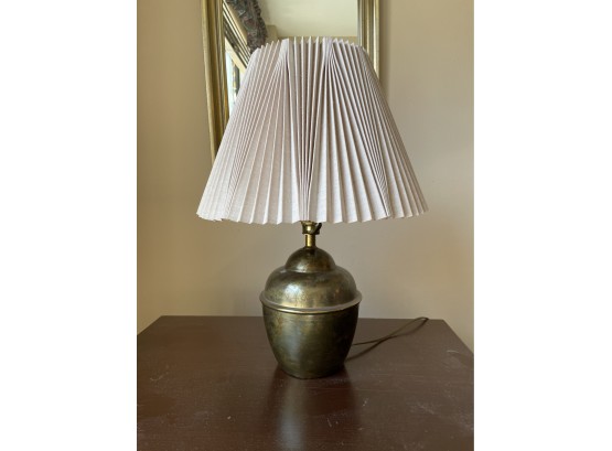 VINTAGE BRASS TABLE LAMP W/PLEATED SHADES