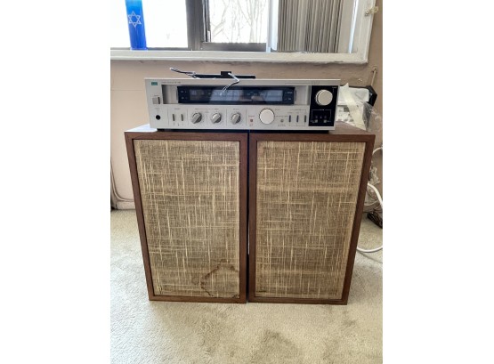 SANSUI STEREO RECEIVER AND PR OF SPEAKERS