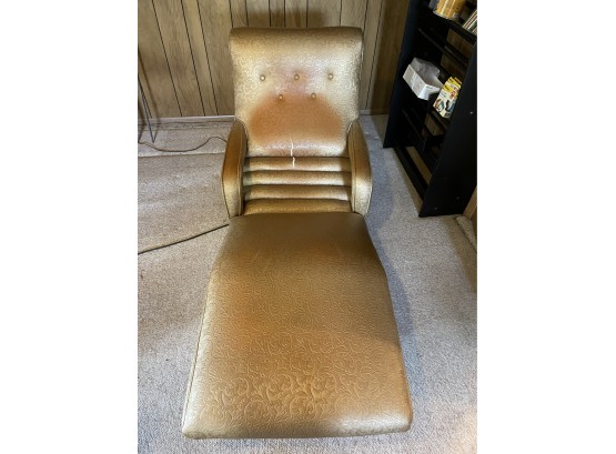 MCM CONTOUR CHAIR LOUNGER WITH POWERSLIDE VIVERATOR AND MASSAGE