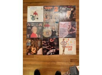 VINTAGE MIX OF CLASSICAL, MOVIE SOUNDTRACKS AND FRENCH MUSIC VINYL RECORDS LOT #8