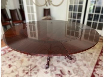 ROUND DINING TABLE W/5 SEMI CIRCLE LEAFS