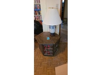 Accent Table & Lamps