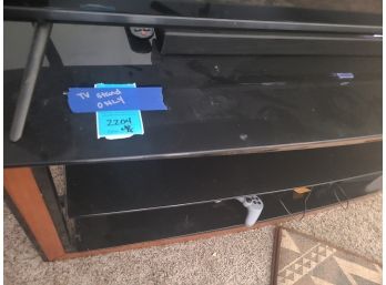 Glass And Metal Bell'O TV Stand