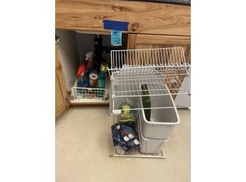 *Wire Dish Rack And Cleaning Supplies