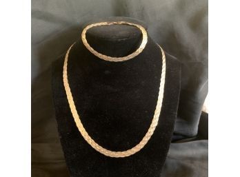 9k Italy White And Yellow Gold Necklace And Bracelet Set