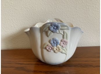 Small Flower Vase / Pot