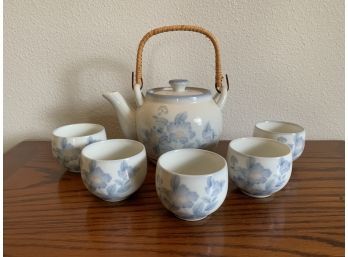 Nakagama Japan Teapot And Teacups, Tea Set
