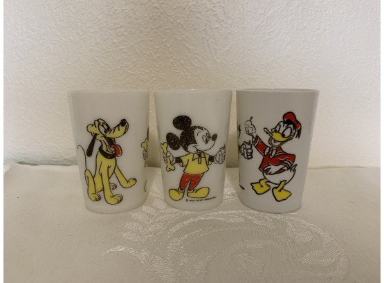 Vintage Eagle Disney Plastic Juice Cups - Mickey, Donald, And Pluto