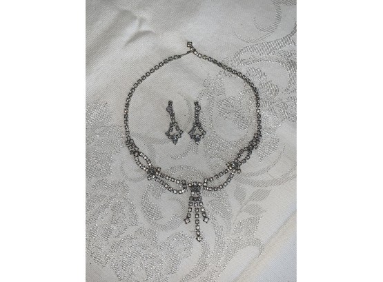 Vintage Rhinestone Necklace And Earrings Set