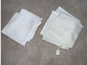 2 Sets Of Napkins - Simple White And Floral