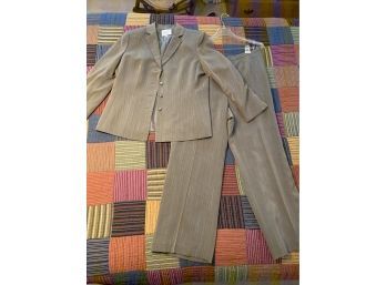 Le Suit Petite Ladies Suit Size 16p
