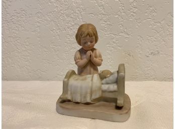 Treasured Memories 'Bedtime Prayer' Praying Child Figurine 1982 Enesco