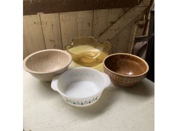 Vintage Bowls Including Fire King And Texas Ware