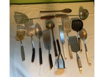 Vintage Spatulas/utensils