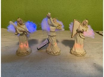 Light Up Angels With Feather Wings