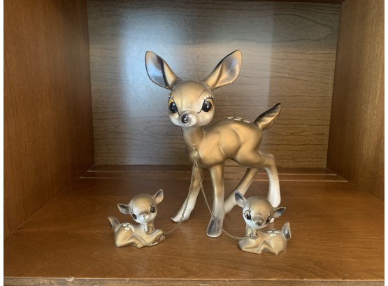 Mama Deer / Doe And Babies / Fawns Chain Figurine Family
