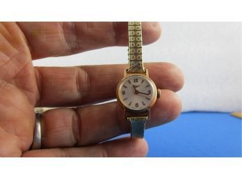 Longines 18k Gold Swiss Made Watch With 17 Jewels