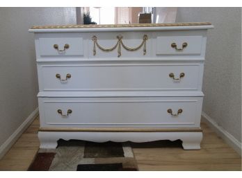 Roos Sweetheart Cedar Chest With Drawer And Lift Top Storage