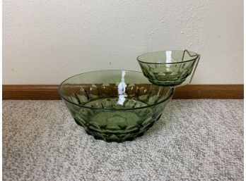 Vintage Avocado Green Glass Chip And Dip Set