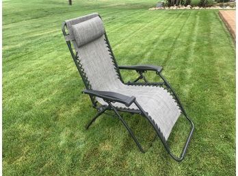 Collapsible Reclining Outdoor Lounge Chair