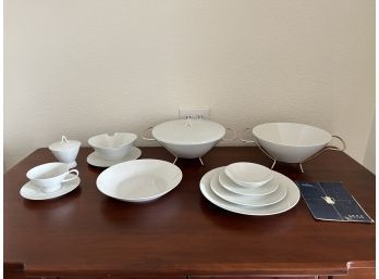 Rosenthal - Continental Classic Modern White Service For 8