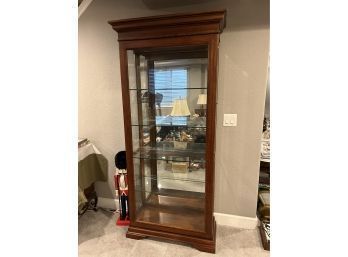Lighted Display / Curio Cabinet With Side Doors