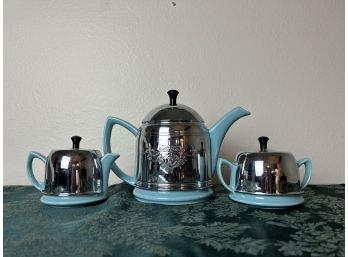 Forman Family, Inc. Hall China Co. Teapot, Creamer, And Sugar Bowl