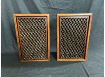 Pair Of Sansui SP- 30 2 Way Speaker System Speakers