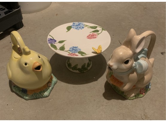 Bunny And Chick Teapots With Small Cake Stand