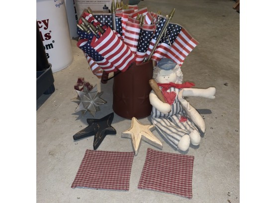 4th Of July Decor, Lots Of Mini American Flags