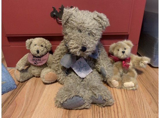 Teddy Bears Including Boyds Bears