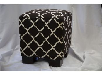 Upholstered Ottoman/stool (2/2)