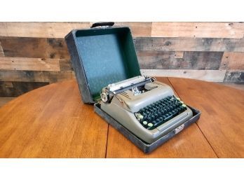 1950s Smith Carona Manual  Portable Typewriter